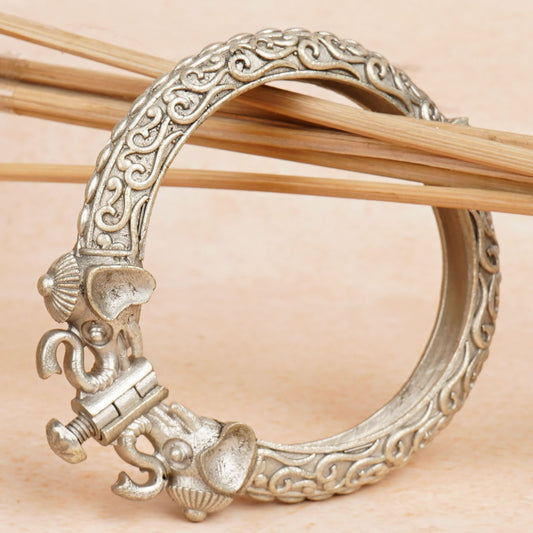 Silver elephant bracelet